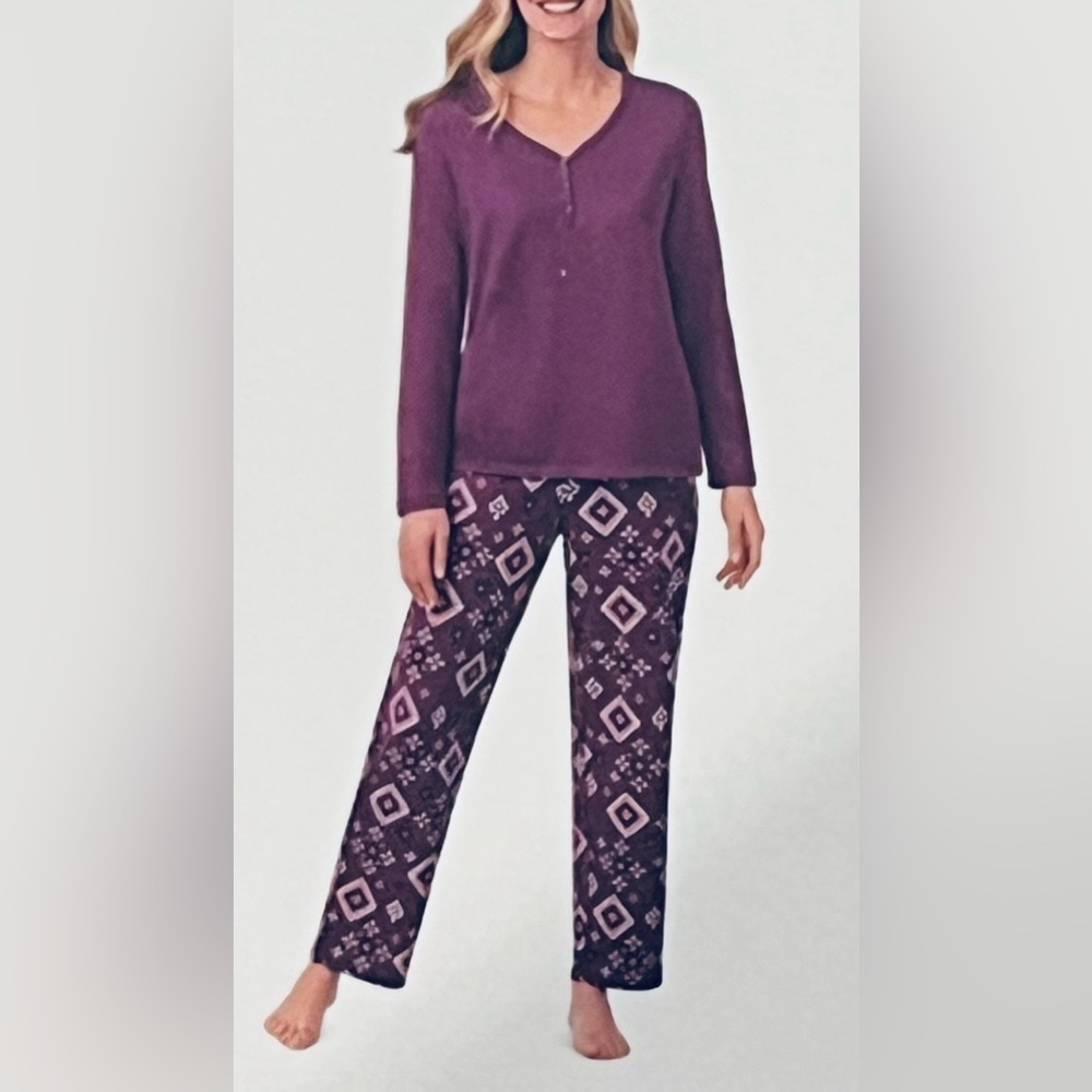 NWT Cuddl Duds Women's 2pc Pajama Set